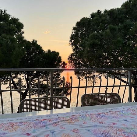 Apartment Mit Meerblick Am Strand Costa Azzura Grado Buitenkant foto